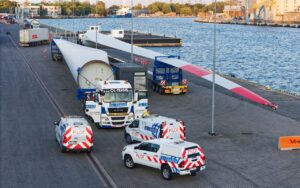 Transport komponentów turbin wiatrowych - transport śmigieł - transport ponadgabarytowy